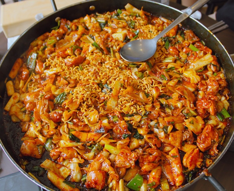 충북대 맛집, 꼬불꼬불 철판닭갈비로 청주 사창동 맛집 투어 